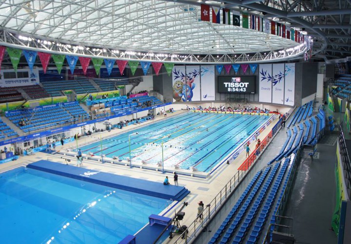 Japanese Men Turn In Fabulous Night of Swimming at Asian Games ...