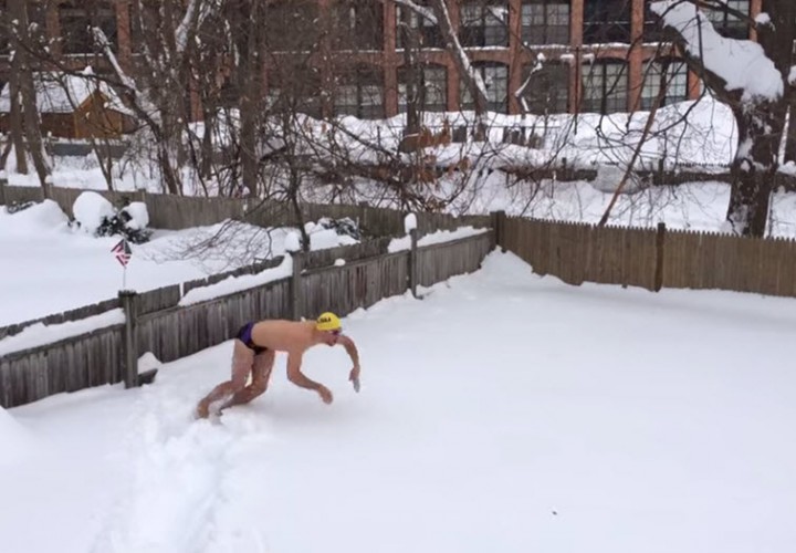 Epic Blizzard Snow Swimming 100 IM in Boston (Video)